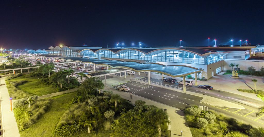 Flughafen Lynden Pindling NAS Karibik Bahamas